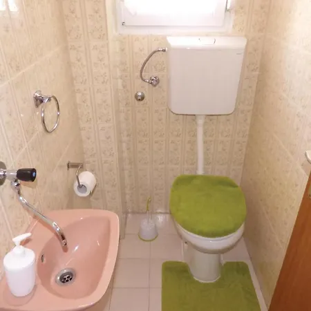 Three-bedroom In Apartment
